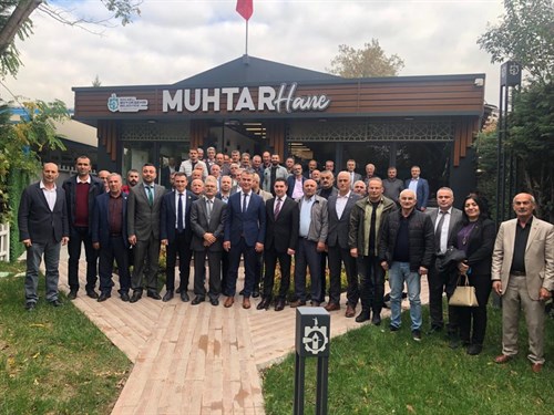 Türkiye Muhtarlar Derneği Kocaeli Şubesi Başkanı Mustafa ERSOY ile muhtarlarımız, Kaymakamımız Yusuf Ziya ÇELİKKAYA'yı ağırladılar.